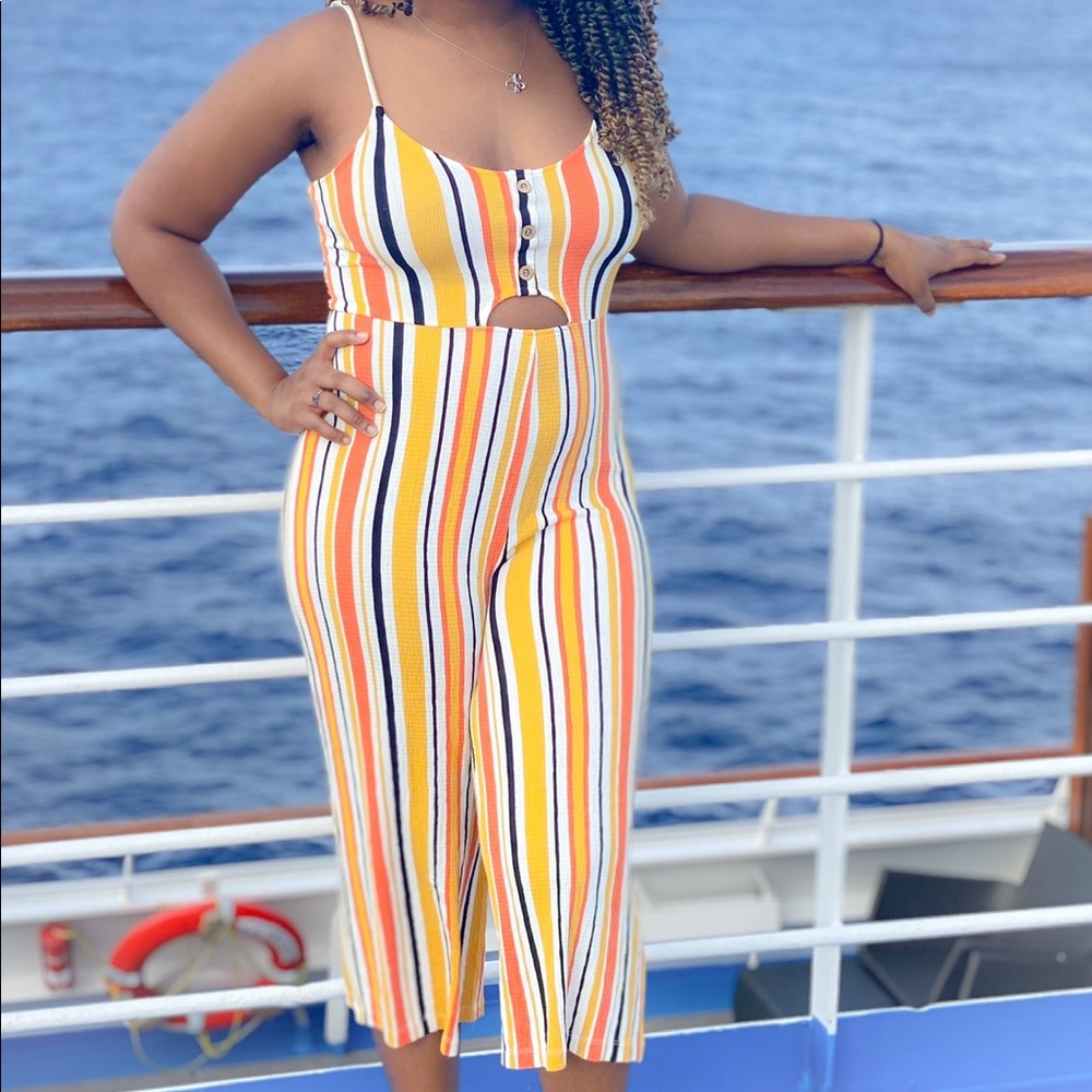 jumpsuit 🧡💛